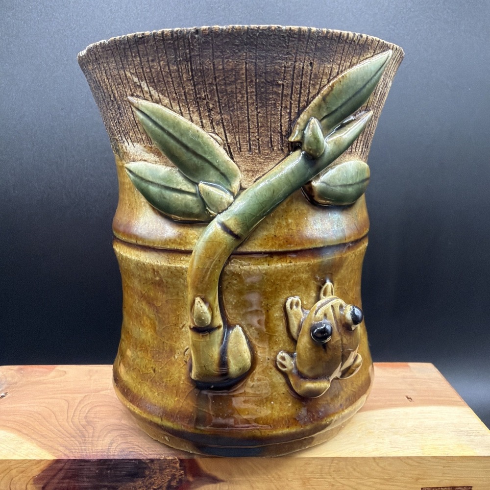 Majolica Planter Vase W/ Frog Figuritive Bamboo Signed VTG Studio Pottery 5.5x5